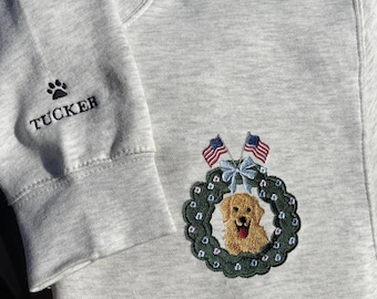 Sudadera de cuello redondo con bordado de corona de hortensias y Golden Retriever, estilo costero, regalo personalizado para mascotas con diseño vintage de American Retriever de la costa este.