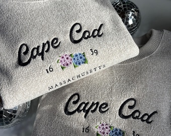 Sudadera bordada con hortensias de Cape Cod: Sudadera de punto estilo Grandmillennial de la costa