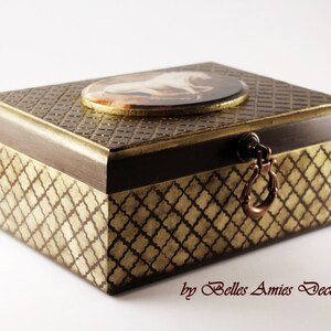 Elegant Wooden Tea box with white horse, personalized gift for men, brown and gold jewelry box, horse lover gift, gift for boss or husband