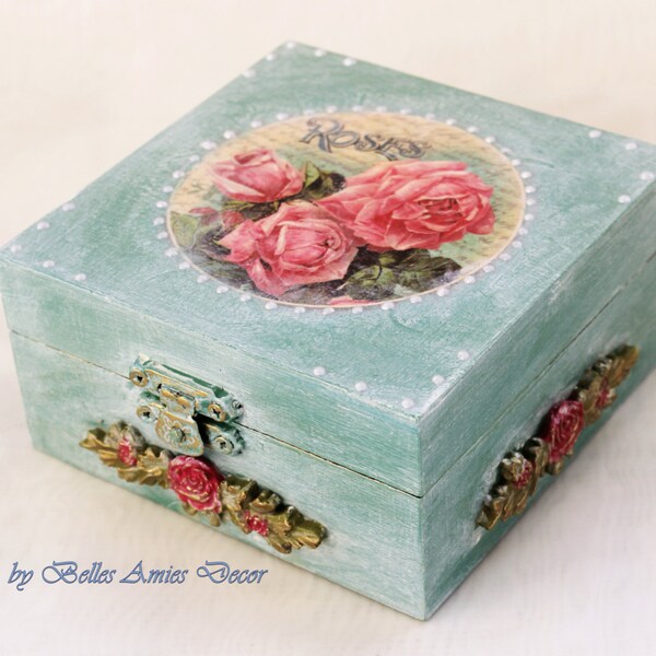 Small wooden jewelry box with roses, shabby chic box, blue box roses, women gift, gift for girlfriend, birthday gift girl woman, pink roses