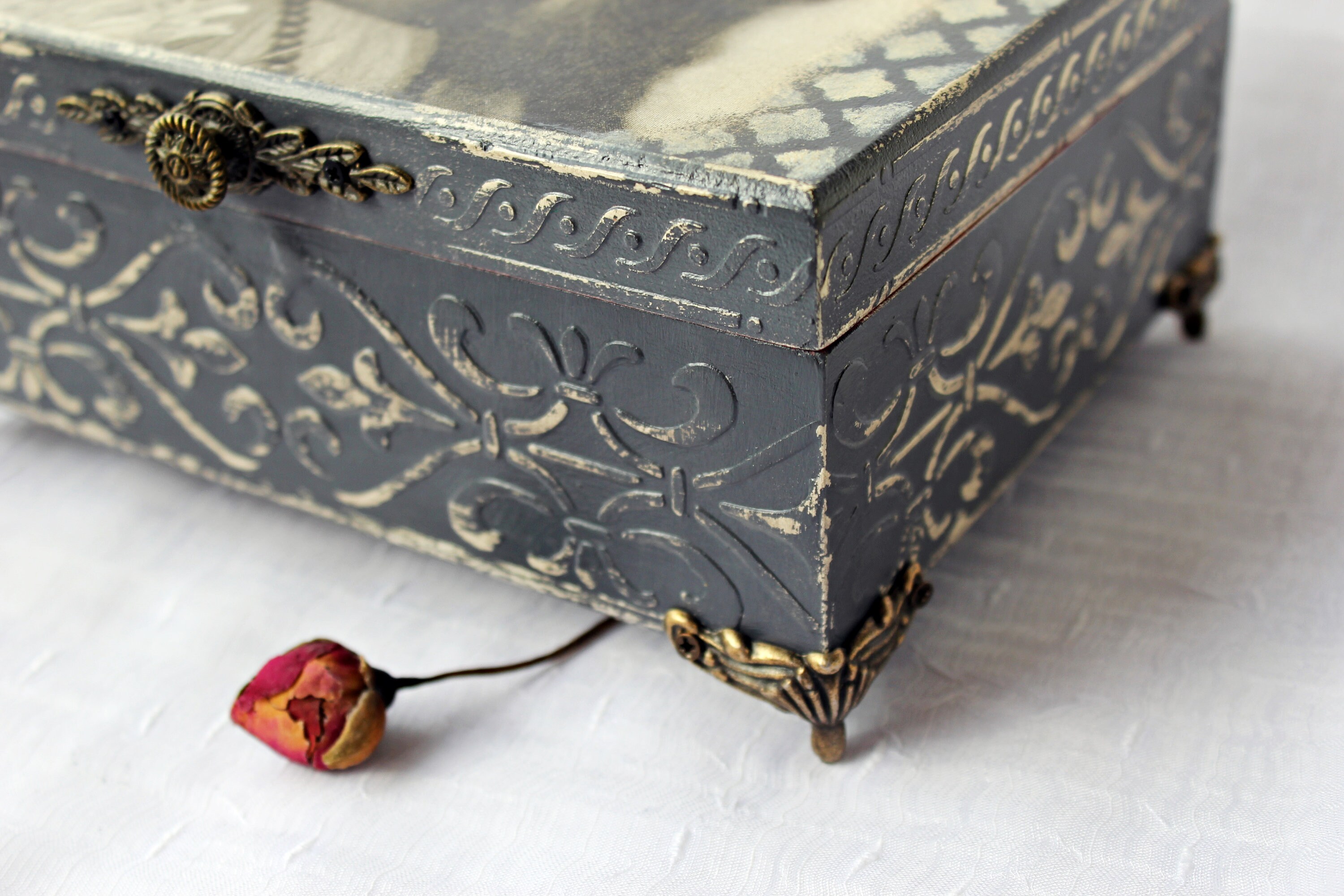 Little girl Jewelry box elegant black and white gift box Etsy