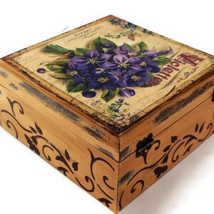 Wooden tea box with violets, jewelry storage box for woman, floral gift for mother in cottage chic style, elegant shabby retro keepsake box image 10