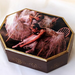 Ballerina Schmuckschatulle für Mädchen, Ballettgeschenk für Enkelin, personalisierte Erinnerungsschatulle für Nichte oder Tanzlehrerin, Schmuckschatulle für Tänzer