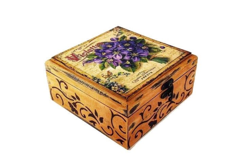 Wooden tea box with violets, jewelry storage box for woman, floral gift for mother in cottage chic style, elegant shabby retro keepsake box image 1