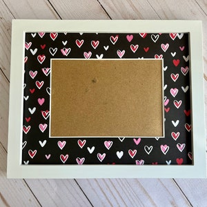 Heart Picture Frame | Valentine's Day Frame | Gift for Girlfriend, Boyfriend, Husband, Wife