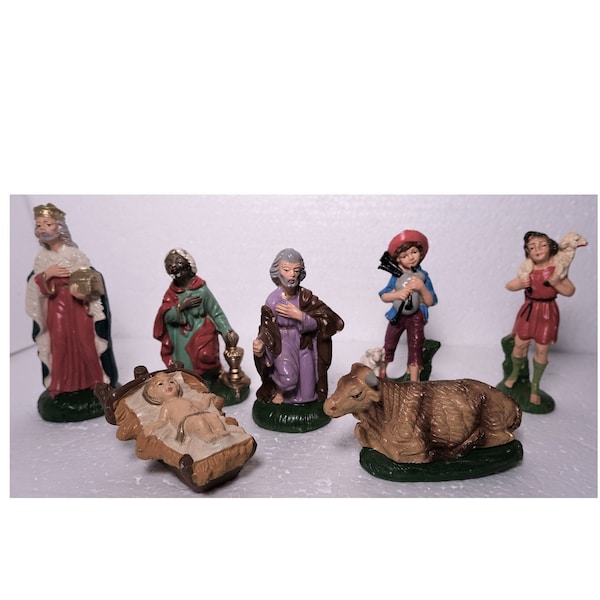 7 Vintage Ceramic Nativity Pieces From Italy