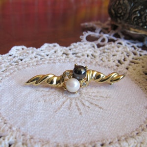 1950s Faux Pearl and Rhinestone Crystal Bar Brooch image 2