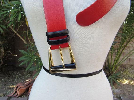 1980s Red and Black Mondi Leather Belt - image 6