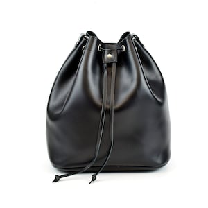 Sac seau en cuir noir, sac à bandoulière pour femmes fait à la main en cuir PLEINE FLEUR, sac pour femmes crossbody.