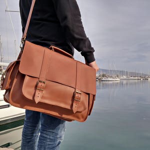 Grand sac messager en cuir pour ordinateur portable 17 pouces, sac professionnel pour homme en cuir pleine fleur.