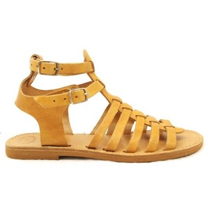 HIGH BATTLE: Flat Ancient Greek Gladiator Sandals Handmade of Full ...