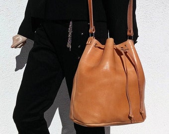 Made In Italy Suede Drawstring Bucket Shoulder Bag