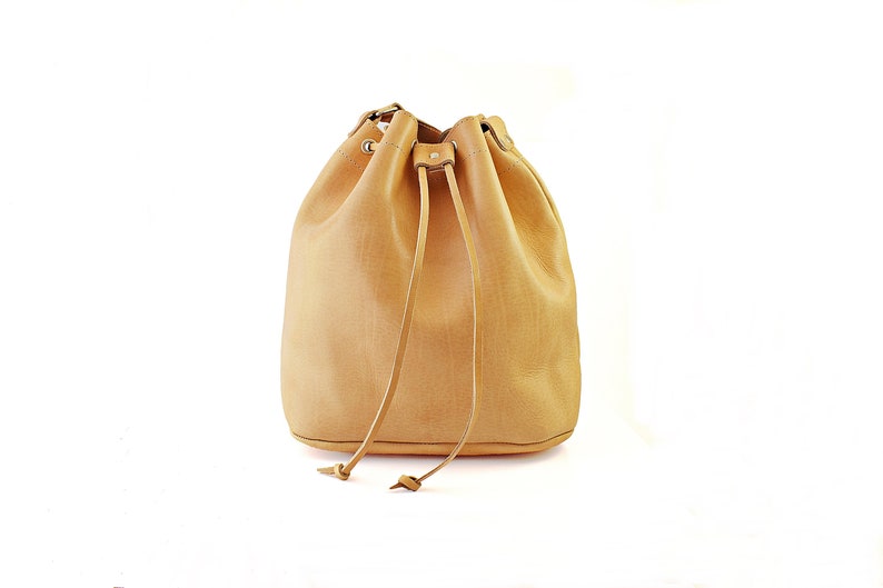 Leather Bucket Bag for Women From Full Grain Leather in Natural Color 