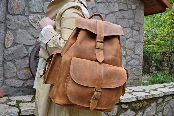 Mens Leather Backpack, Extra Large Laptop Backpack, Handmade Waxed Leather  Backpack. 