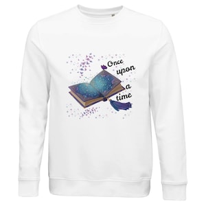 Felpa magica a tema libri, pullover per amanti della letteratura fantasy, regalo perfetto per chi ama leggere storie incantate, maglietta stravagante da biblioteca, abbigliamento comodo per lettori appassionati.