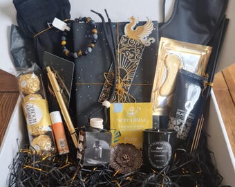 Caja de regalo personalizada para hombre. Caja de lujo para amantes del thriller. Cesta de lectura para él. Regalo de cumpleaños literario. Set de mimos para papá. Regalo para marido
