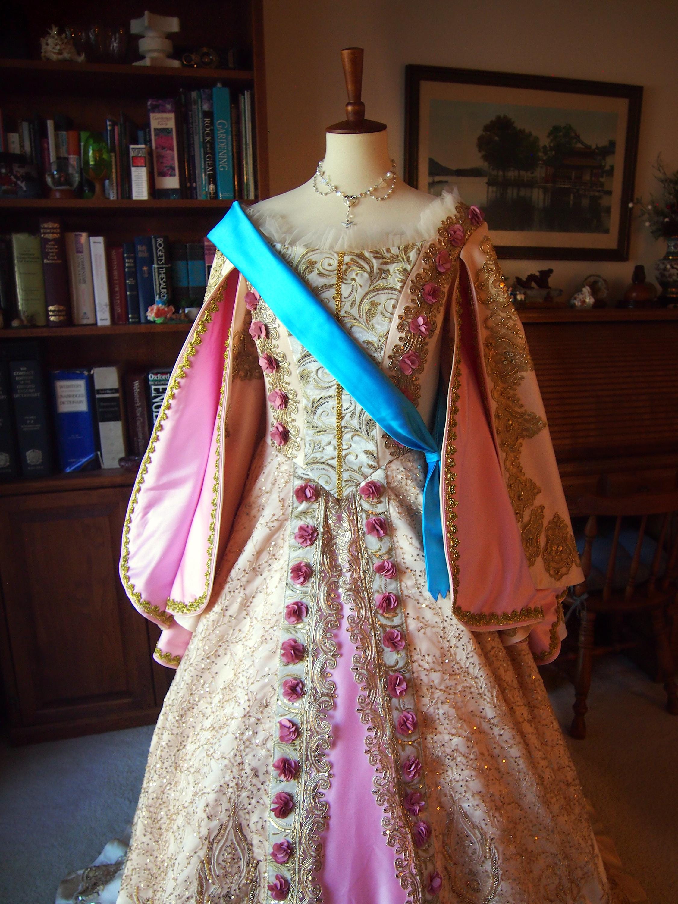 Anastasia Dress Broadway - Etsy