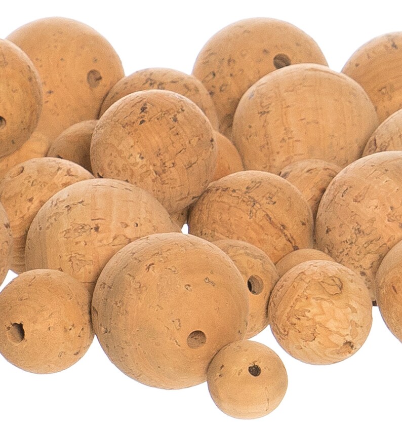 Mixed sizes Cork beads natural