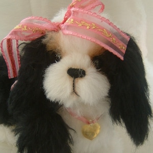 Kisses, mohair, Cavalier King Charles spaniel dog pattern, by Alaine Ferreira Bearflair. Christmas Sale