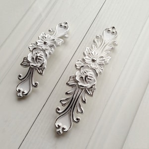 3.75 5Shabby Chic Dresser Drawer Pulls Handles White Silver / French Country Kitchen Cabinet Handle Pull Antique Furniture Hardware image 1