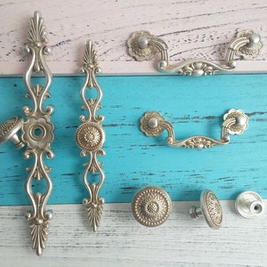 French Shabby Chic Dresser Drawer Pulls Handles / Antique Silver Kitchen Cabinet Pull Handle Knobs Furniture Hardware