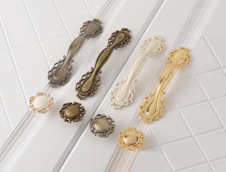 Chic Drawer Pulls / Kitchen Drawer Flower Pull Handles Etsy