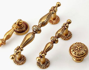 2.5" 3.75" Dresser Pulls Knobs Drawer Knob Pull Handles Antique Gold Brass Cabinet Handles Pulls Knobs Door Handle Cupboard Vintage 64 96 mm