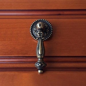 Drop Dresser Knobs Pulls Handles Drawer Pull Handles Hanging Kitchen Cabinet Knobs Handle Pull Antique Bronze Decorative Furniture Hardware image 3