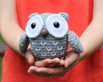 Modello amigurumi del gufo - modello gufo all&#39;uncinetto, gufo di peluche, modello semplice all&#39;uncinetto, simpatico animale di peluche, modello all&#39;uncinetto nel bosco, ami gufo
