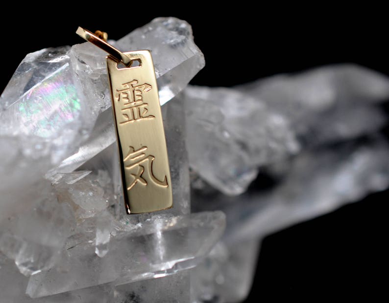 Personalized gold kanji pendant japanese writing jewelry. 18k Etsy