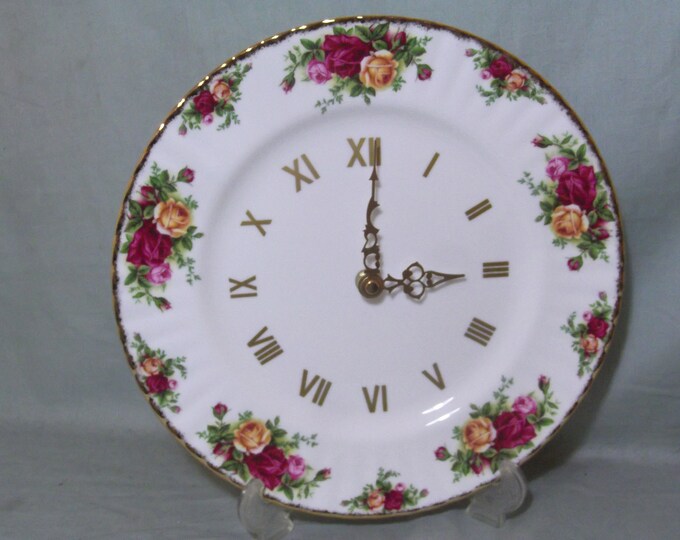 Royal Albert Old Country Roses Wall Clock Dinner Plate black or Gold