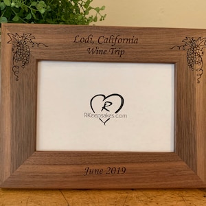 Vineyard Picture Frame/Grapes/Any Text/Winery/Engraved Alder or Walnut Frame