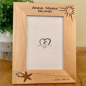 Beach Personalized Picture Frame/Any Text/Starfish/Shell/Vacation Gift/Wedding Gift/Beach Wedding/Destination Wedding/Light or Dark Wood