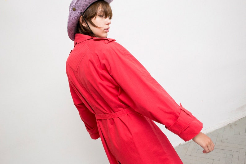 Vintage Strawberry Red Trench Light Elegant Coat Long Sleeved Classic Double Breasted Padded Shoulders Autumn Spring Streetwear Retro 90s. image 8