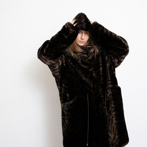 Vintage Zebra Faux Fur Coat Brown Black Hooded authentic Animal Print 90s