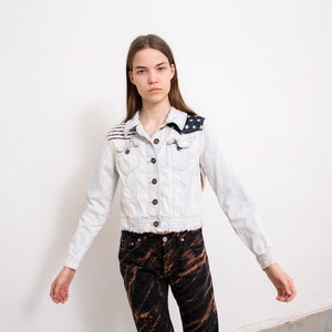 Vintage Jean Jacket Cropped Denim American Flag Stars Distressed Cotton Boho Western Long-Sleeved Unisex Casual Summer Streetwear 90s. image 1