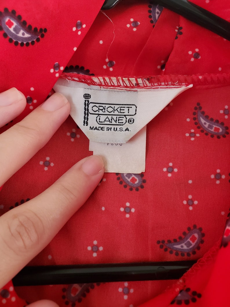Vintage 1970s Red Paisley Bandana Print Secretary Blouse by Cricket Lane 70s Long Sleeve Pussy Bow Shirt Large
