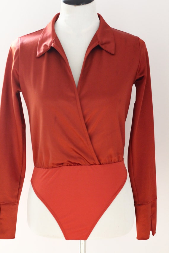 Vintage 1970s Burnt Orange Shiny Disco High Cut L… - image 3