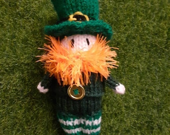 Hand Knit Leprechaun Decoration: St Patricks Collectible Gift (15 cm)