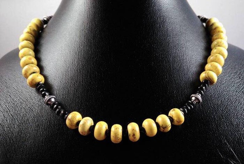 Yellow collar