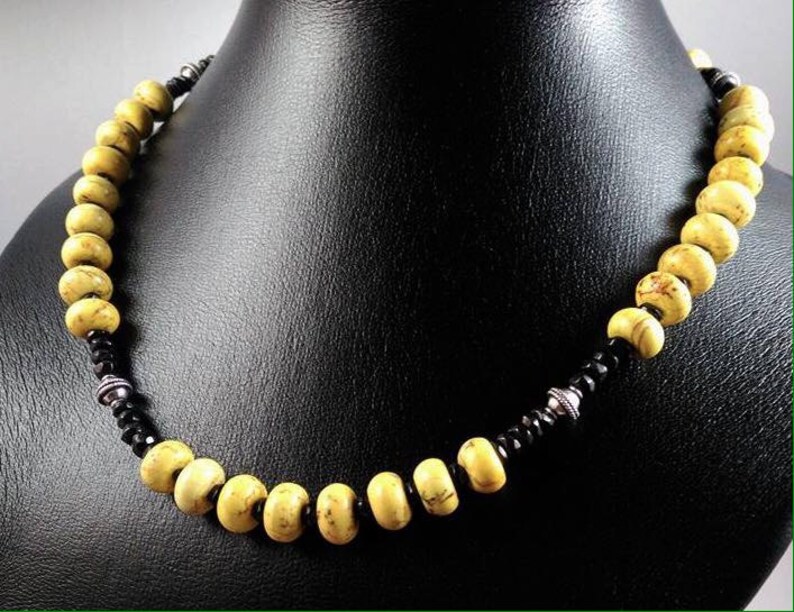 Yellow collar