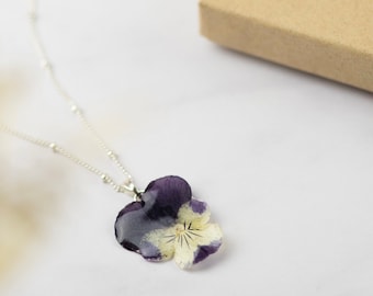 Pansy Necklace, Silver Necklace, Flower Necklace, Pansy Jewellery, Real Flower Jewellery, Gift for Her, Spring Accessories, Mothers Day Gift