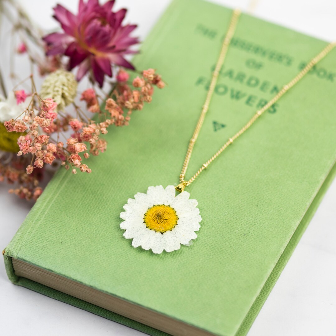 Daisy Necklace, Real Flower Jewellery, Flower Necklace, Daisy Jewellery