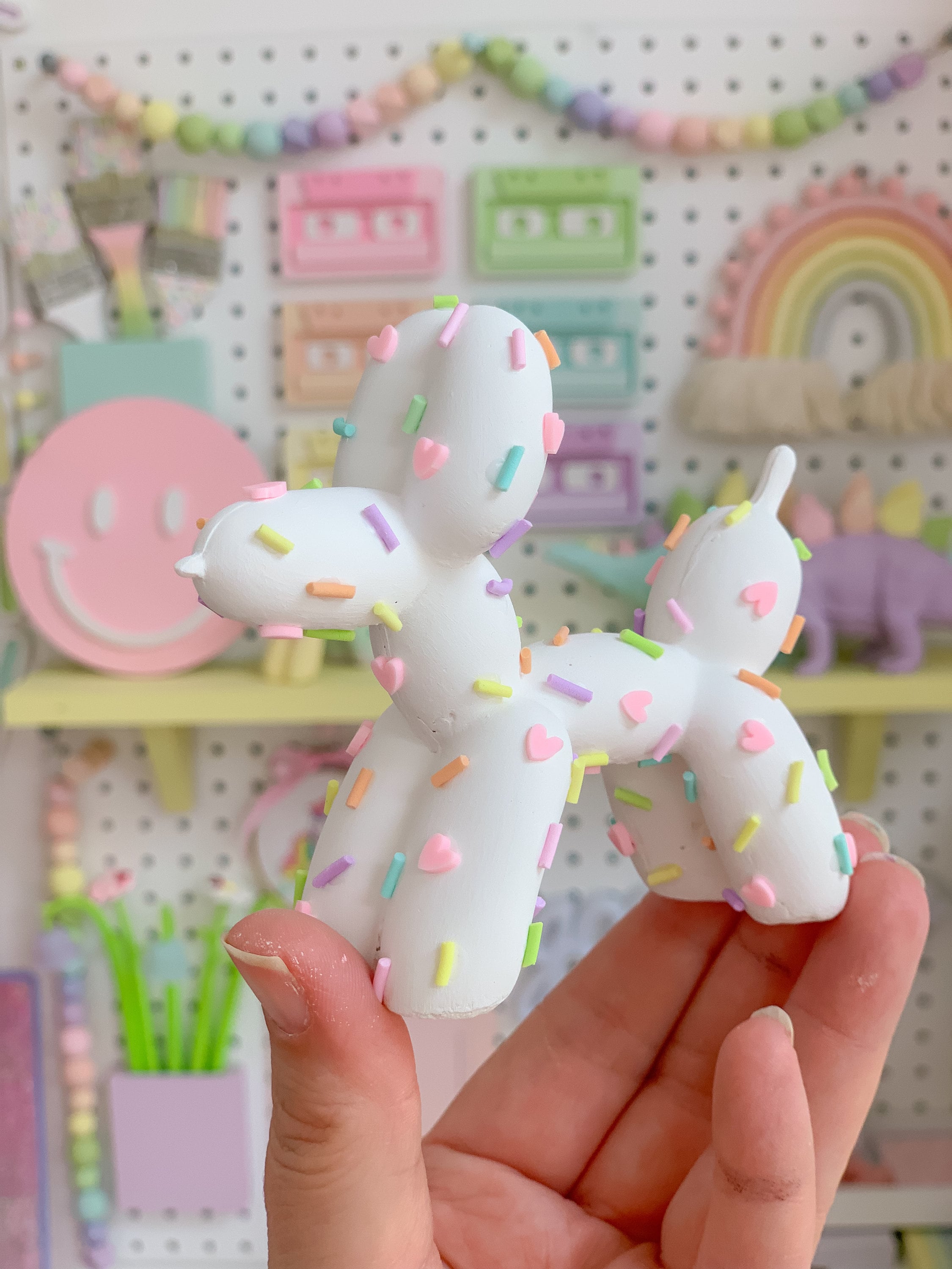 Balloon dog decor, balloon dog ornament, balloon dog, pastel balloon dog, Pastel decor, balloon dog sculpture, balloon dog statue