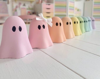 Ghost shelfie, ghost decoration, Halloween decor, Halloween, pastel halloween, Halloween tiered tray, ghost ornament, baby boo, cute ghost