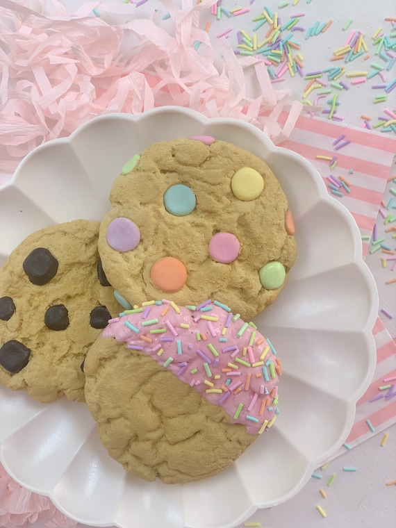 Fake bake/ How to make Easter cookies using Bohs foam Clay (review) 