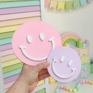 happy face sign,  face plaque, teen bedroom decor, boys bedroom, girls bedroom decor, desk decor, pastel decor,