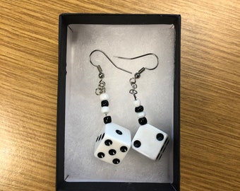 Black and White Dice Dangle Earrings, D6 Dice Earrings, Lucky Dice Earrings, 6 Sided Dice Earrings, Casino Dice Earrings