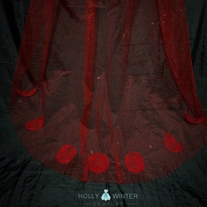 Velo gotico rosso scintillante con fasi lunari BLOOD MOON