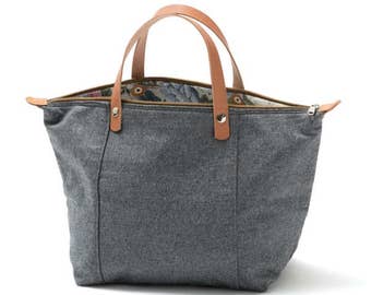 Handbag Puccini, Denim, Ivory, Blue, Floral, Zipper top closure, Leather handles